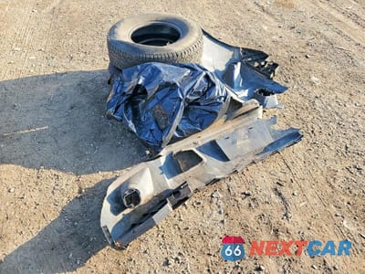 Zdjęcie 13 z 14 samochodu: 2011 CHEVROLET SUBURBAN K2500 LS VIN:1GNWKLEG6BR122928 - miniatura