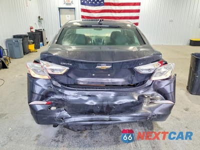 Zdjęcie 6 z 12 samochodu: 2017 CHEVROLET CRUZE LT VIN:1G1BE5SM8H7241078 - miniatura