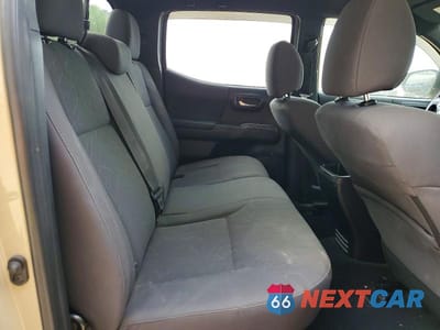 Zdjęcie 10 z 12 samochodu: 2016 TOYOTA TACOMA TRD OFF-ROAD VIN:3TMCZ5AN2GM011552 - miniatura