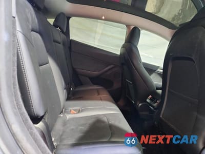 Zdjęcie 10 z 12 samochodu: 2024 TESLA MODEL Y VIN:7SAYGDEE7RA290469 - miniatura