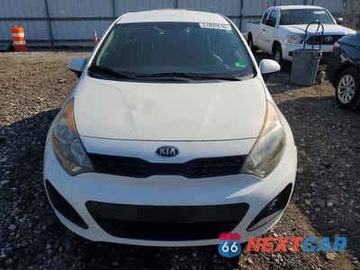 Piąte zdjęcie samochodu w środku: 2015 KIA RIO LX VIN:KNADM5A33F6443659 - miniatura