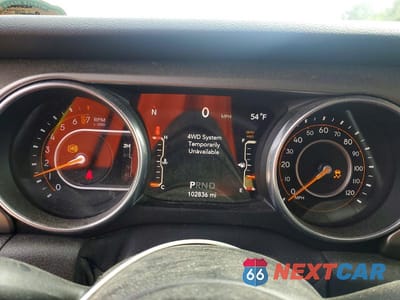 Zdjęcie 9 z 13 samochodu: 2018 JEEP WRANGLER UNLIMITED SPORT VIN:1C4HJXDG4JW277118 - miniatura