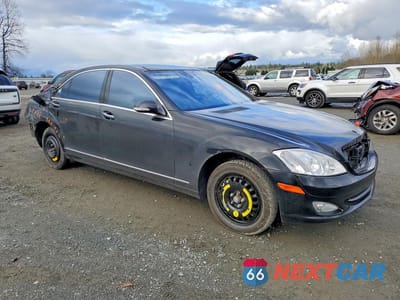 Czwarte zdjęcie samochodu z boku: 2008 MERCEDES-BENZ S 600 VIN:WDDNG76X88A173842 - miniatura