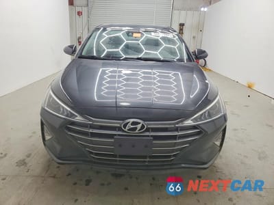 Piąte zdjęcie samochodu w środku: 2020 HYUNDAI ELANTRA SEL VIN:5NPD84LFXLH585002 - miniatura