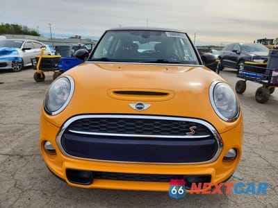 Piąte zdjęcie samochodu w środku: 2015 MINI COOPER S VIN:WMWXP7C52F2A34853 - miniatura