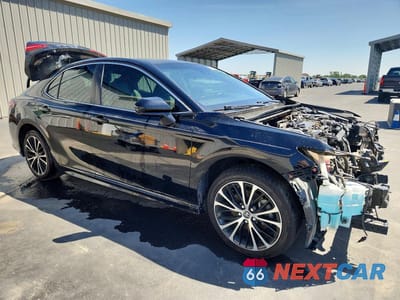 Czwarte zdjęcie samochodu z boku: 2018 TOYOTA CAMRY SE VIN:JTNB11HK3J3008073 - miniatura