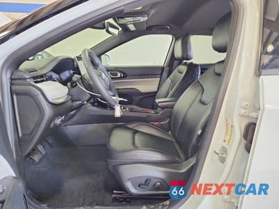 Zdjęcie 7 z 12 samochodu: 2025 JEEP COMPASS LIMITED VIN:3C4NJDCN1ST509084 - miniatura