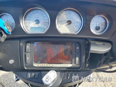 Zdjęcie 7 z 9 samochodu: 2017 HARLEY-DAVIDSON FLHX STREET GLIDE VIN:1HD1KBC36HB692604 - miniatura