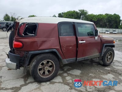 Trzecie zdjęcie samochodu z tyłu: 2008 TOYOTA FJ CRUISER BASE VIN:JTEZU11F18K003179 - miniatura