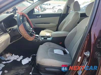 Zdjęcie 7 z 12 samochodu: 2016 KIA OPTIMA LX VIN:5XXGT4L31GG030295 - miniatura