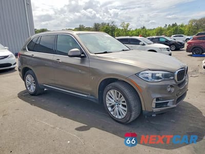 Czwarte zdjęcie samochodu z boku: 2017 BMW X5 XDR40E VIN:5UXKT0C39H0V95513 - miniatura