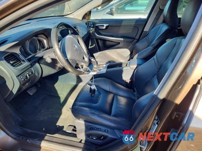 Zdjęcie 7 z 12 samochodu: 2015 VOLVO V60 CROSS COUNTRY PREMIER VIN:YV4612HKXF1002010 - miniatura