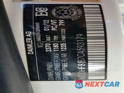 Zdjęcie 13 z 13 samochodu: 2012 MERCEDES-BENZ E 350 4MATIC VIN:WDDHF8JB7CA593179 - miniatura