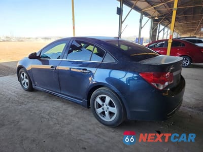 Drugie zdjęcie samochodu z przodu: 2014 CHEVROLET CRUZE LT VIN:1G1PC5SB9E7438220 - miniatura