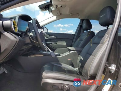 Zdjęcie 7 z 12 samochodu: 2025 CHEVROLET TRAX ACTIV VIN:KL77LKEP1SC283823 - miniatura