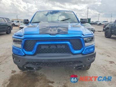 Piąte zdjęcie samochodu w środku: 2024 RAM 1500 REBEL VIN:1C6SRFLT6RN151617 - miniatura
