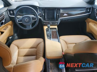 Zdjęcie 8 z 12 samochodu: 2018 VOLVO S90 T5 MOMENTUM VIN:LVY982AK2JP039234 - miniatura