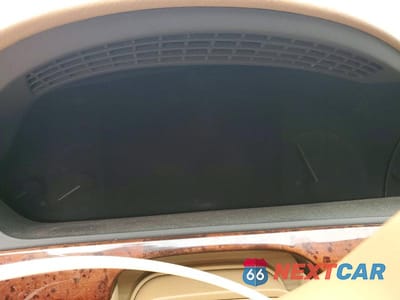 Zdjęcie 9 z 11 samochodu: 2007 MERCEDES-BENZ S 550 VIN:WDDNG71X77A147724 - miniatura