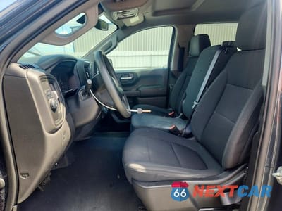 Zdjęcie 7 z 11 samochodu: 2021 CHEVROLET SILVERADO C1500 CUSTOM VIN:3GCPWBEKXMG184559 - miniatura