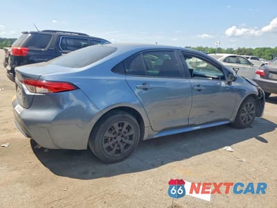 Trzecie zdjęcie samochodu z tyłu: 2020 TOYOTA COROLLA LE VIN:JTDEPRAEXLJ059104 - miniatura