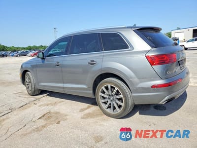 Drugie zdjęcie samochodu z przodu: 2017 AUDI Q7 PREMIUM PLUS VIN:WA1LAAF79HD023280 - miniatura