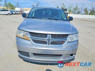 Piąte zdjęcie samochodu w środku: 2017 DODGE JOURNEY SE VIN:3C4PDCAB1HT673401 - miniatura