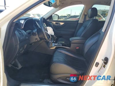 Zdjęcie 7 z 13 samochodu: 2010 INFINITI FX35 BASE VIN:JN8AS1MW8AM851111 - miniatura