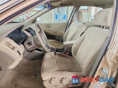 Zdjęcie 7 z 12 samochodu: 2002 HONDA ACCORD 4D LX VIN:1HGCG56482A071400 - miniatura