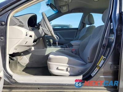 Zdjęcie 7 z 11 samochodu: 2011 TOYOTA CAMRY LE VIN:4T1BF3EK5BU771600 - miniatura