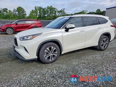 2020 TOYOTA HIGHLANDER XLE 5TDHZRAH0LS501053 - główne zdjęcie licytacji z USA - miniatura