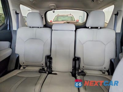 Zdjęcie 10 z 13 samochodu: 2023 HONDA PILOT LX VIN:5FNYG2H24PB010705 - miniatura