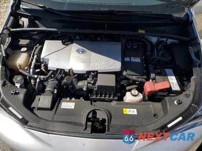 Zdjęcie 11 z 12 samochodu: 2016 TOYOTA PRIUS FOUR VIN:JTDKARFU2G3023728 - miniatura
