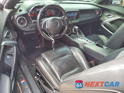 Zdjęcie 8 z 12 samochodu: 2019 CHEVROLET CAMARO SS VIN:1G1FH1R72K0122153 - miniatura