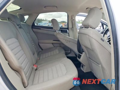 Zdjęcie 10 z 12 samochodu: 2020 FORD FUSION SE VIN:3FA6P0HD0LR197050 - miniatura