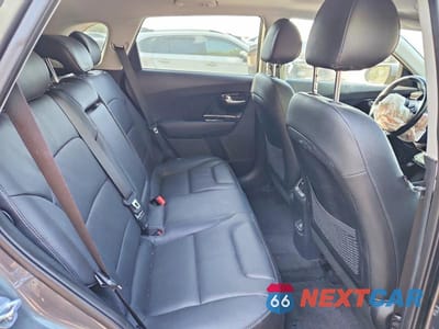 Zdjęcie 10 z 12 samochodu: 2017 KIA NIRO TOURING VIN:KNDCE3LC9H5038072 - miniatura