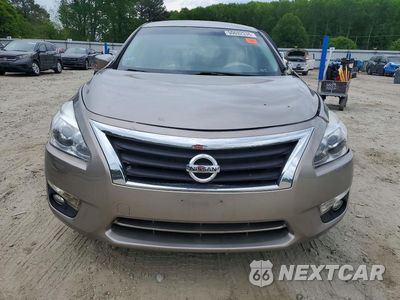 Piąte zdjęcie samochodu w środku: 2014 NISSAN ALTIMA 2.5 S VIN:1N4AL3APXEC145745 - miniatura