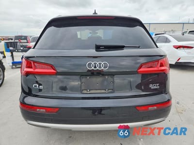 Zdjęcie 6 z 12 samochodu: 2018 AUDI Q5 PREMIUM VIN:WA1ANAFY3J2119637 - miniatura