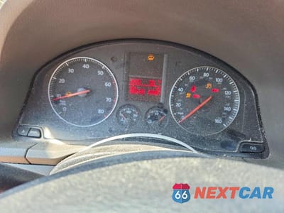 Zdjęcie 9 z 12 samochodu: 2006 VOLKSWAGEN JETTA 2.5 VIN:3VWRG71K96M620361 - miniatura
