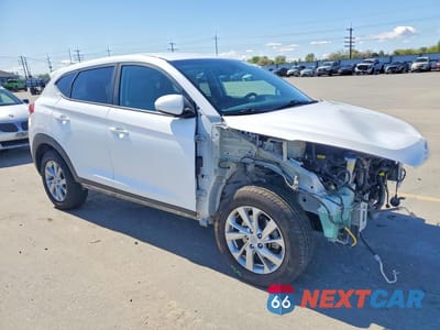 Czwarte zdjęcie samochodu z boku: 2019 HYUNDAI TUCSON SE VIN:KM8J23A48KU953032 - miniatura