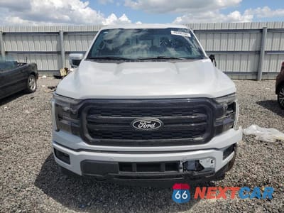 Piąte zdjęcie samochodu w środku: 2025 FORD F150 LARIAT VIN:1FTFW5L85SKF05028 - miniatura