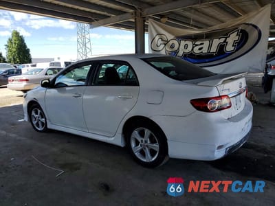 Drugie zdjęcie samochodu z przodu: 2013 TOYOTA COROLLA S VIN:2T1BU4EE1DC963509 - miniatura