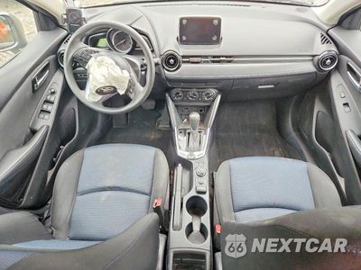 Zdjęcie 8 z 13 samochodu: 2018 TOYOTA YARIS IA BASE VIN:3MYDLBYV4JY305546 - miniatura