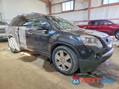 Czwarte zdjęcie samochodu z boku: 2010 GMC ACADIA SLT-2 VIN:1GKLVNED8AJ156388 - miniatura