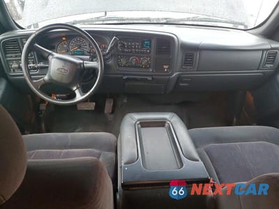 Zdjęcie 8 z 11 samochodu: 2001 CHEVROLET SILVERADO K3500 VIN:1GCJK391X1E320751 - miniatura