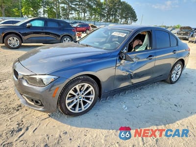 2016 BMW 320 XI WBA8E5G56GNU22111 - główne zdjęcie licytacji z USA - miniatura