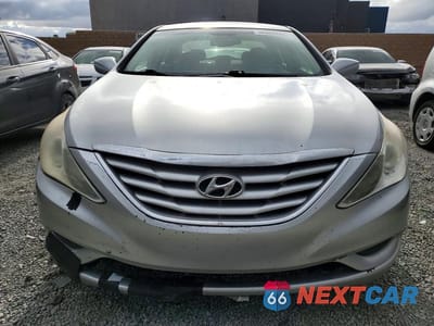 Piąte zdjęcie samochodu w środku: 2014 HYUNDAI SONATA GLS VIN:5NPEB4AC2EH855325 - miniatura
