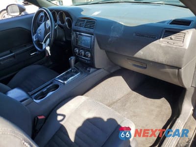Zdjęcie 8 z 13 samochodu: 2012 DODGE CHALLENGER SXT VIN:2C3CDYAG7CH246771 - miniatura