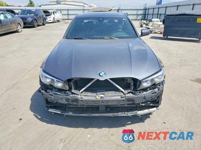Piąte zdjęcie samochodu w środku: 2020 BMW 330I VIN:3MW5R1J01L8B06934 - miniatura