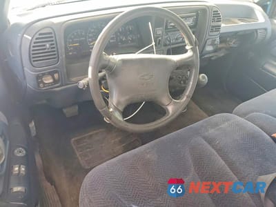 Zdjęcie 8 z 12 samochodu: 1995 CHEVROLET GMT-400 C1500 VIN:2GCEC19Z0S1117413 - miniatura