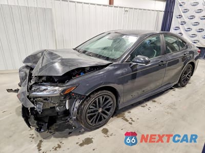 2025 TOYOTA CAMRY SE 4T1DAACK7SU191389 - główne zdjęcie licytacji z USA - miniatura